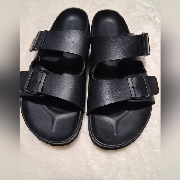 st joh s bay Other - St. John's Bay Black Men's Sandals